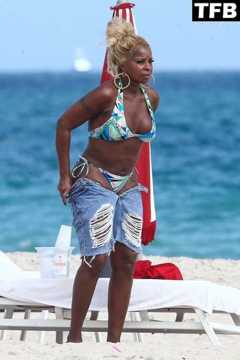 Mary J. Blige