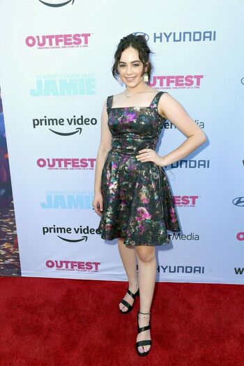 Mary Mouser