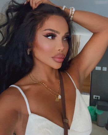 Maryhakiki