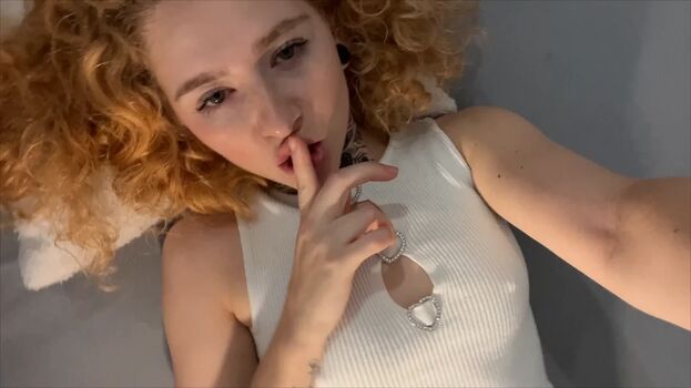 Maryjane Auryn
