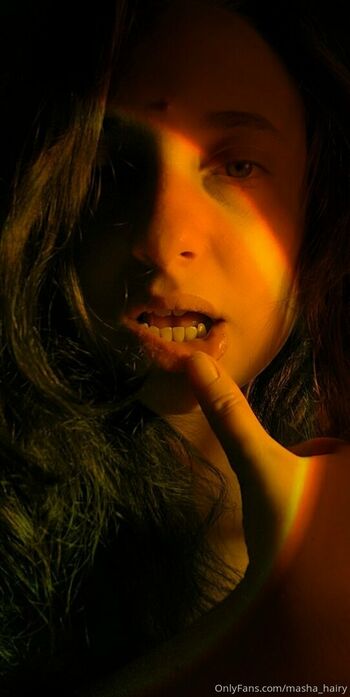 masha_hairy