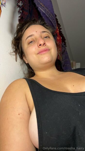 masha_hairy