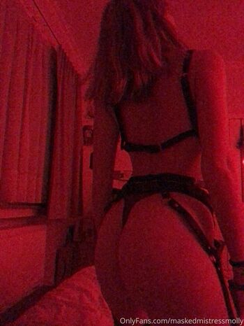 maskedmistressmolly
