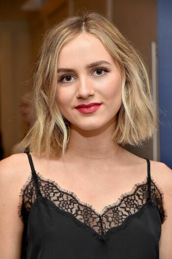 Maude Apatow