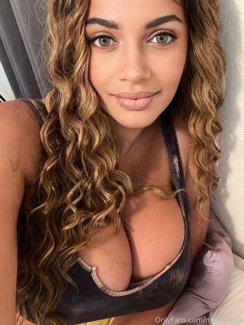 Maxx Marie