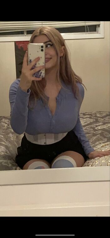 Maya Samusarab