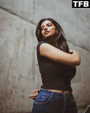 Meenakshii Chaudhary