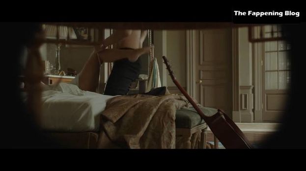 Melanie Laurent