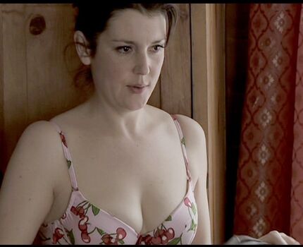 Melanie Lynskey