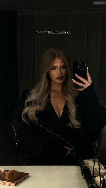Melaniethrr