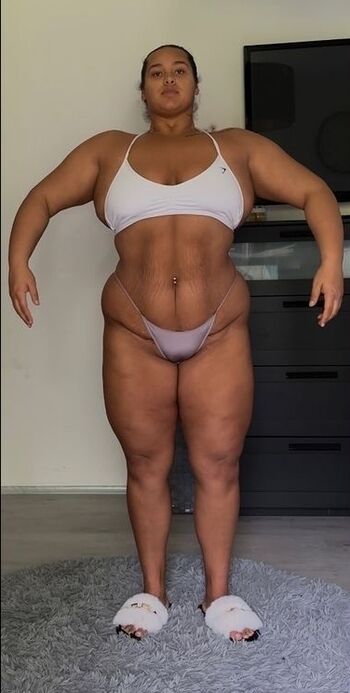 melina.bodybuilder