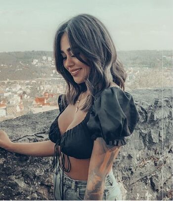 Melissa Damilia