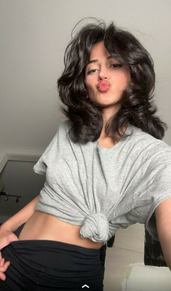 Melody Oz