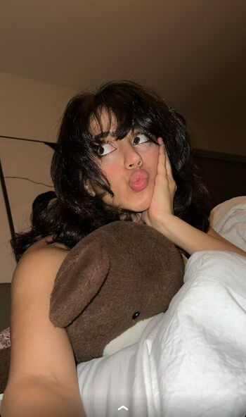Melody Oz