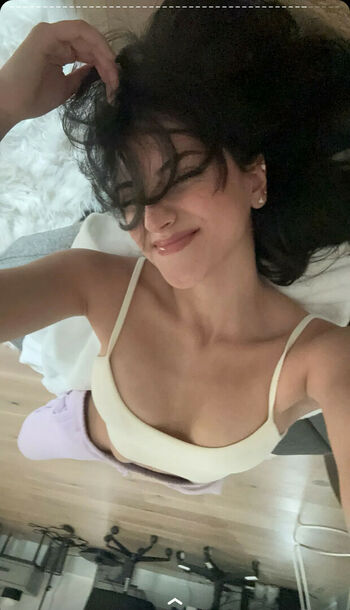 Melody Oz