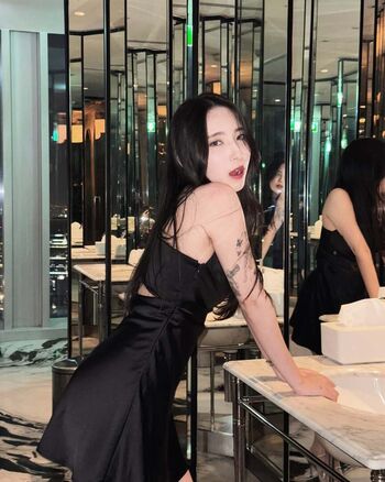 Mena Noona