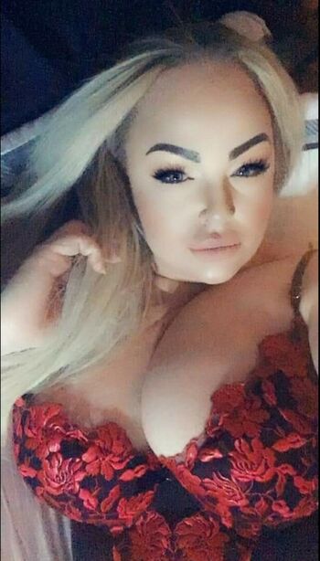 Mercedes Twitter Milf