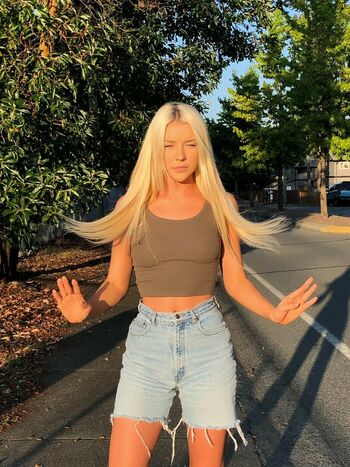 Mia Fryer