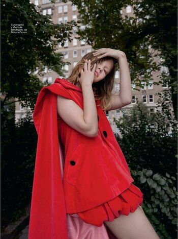 Mia Goth