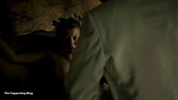 Mia Goth