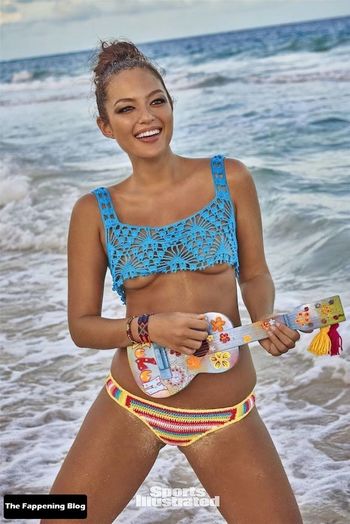 Mia Kang