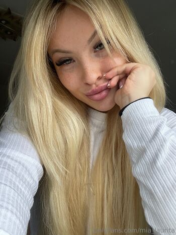 mia_laurita