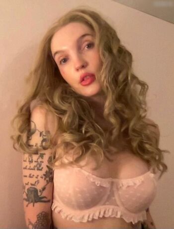 Mia Morgan