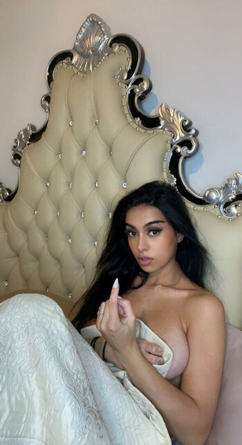 Mia Rosales