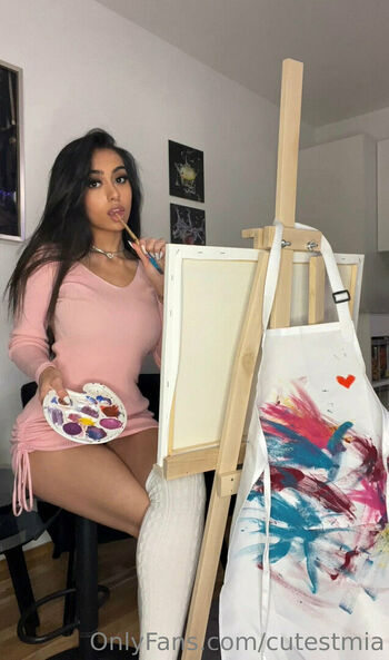 Mia Rosales
