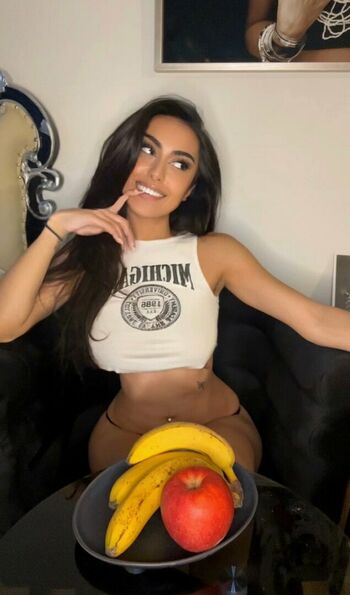 Mia Rosales