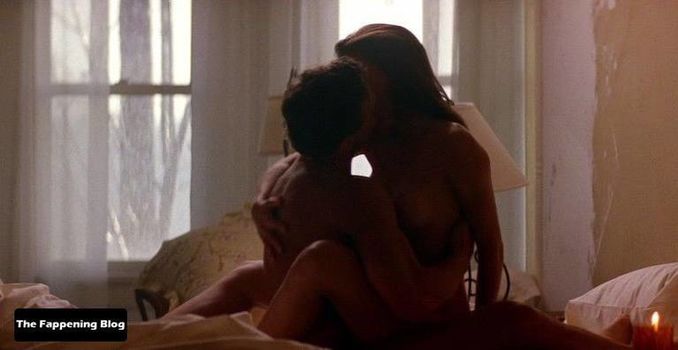 Mia Sara