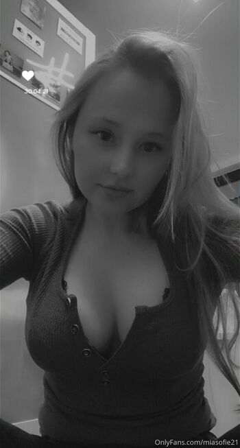 mia_sofie