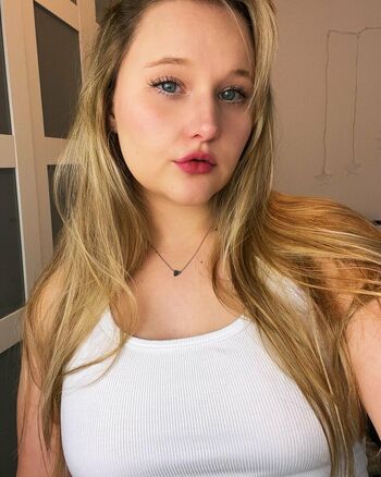 mia_sofie