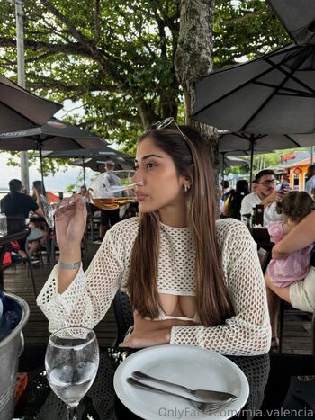 Mia Valencia