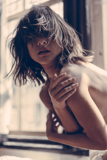 Mia Valentine / Mia V