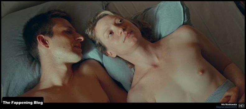 Mia Wasikowska