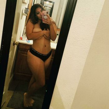 Miah Nova