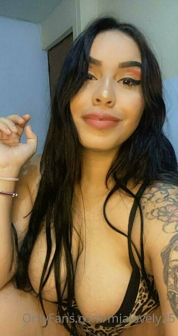 mialovely25