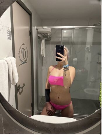 Michellegrsz / 112_michelle