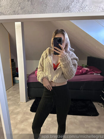 Michellegrsz / 112_michelle