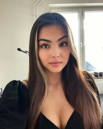 MichelleR