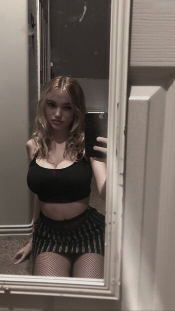 Mikahhlynn
