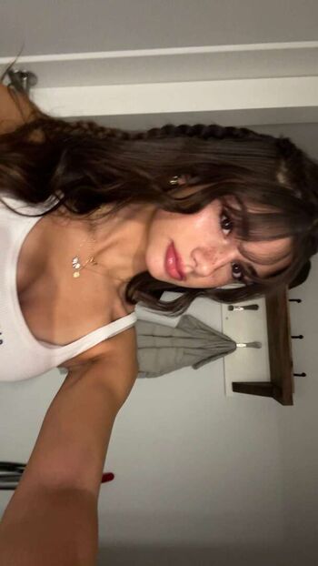 Mikayla Campinos