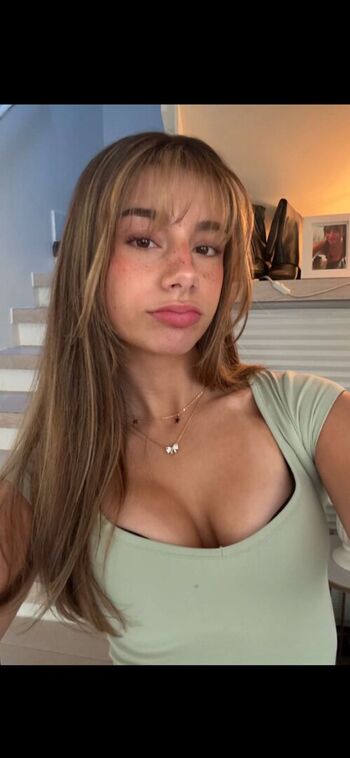 Mikayla Campinos