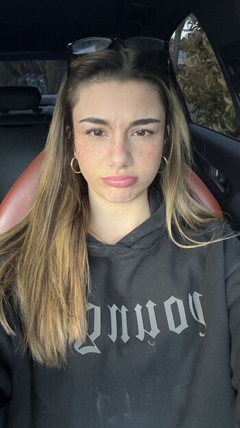 Mikayla Campinos