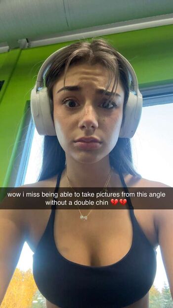 Mikayla Campinos