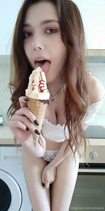 Mila Azul