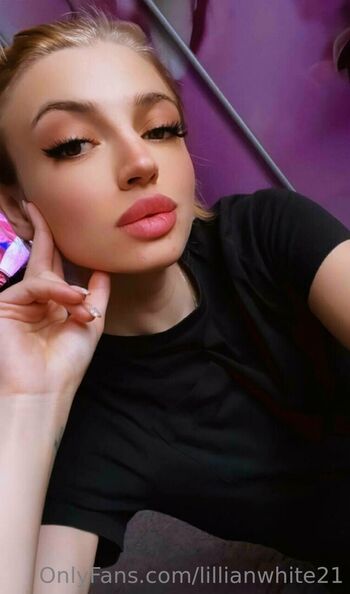 mila_candy_sweet