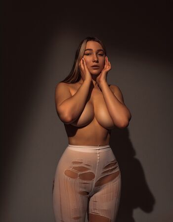 mila_shiver