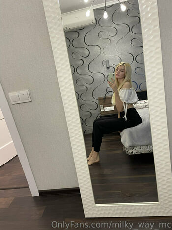 milana_candy
